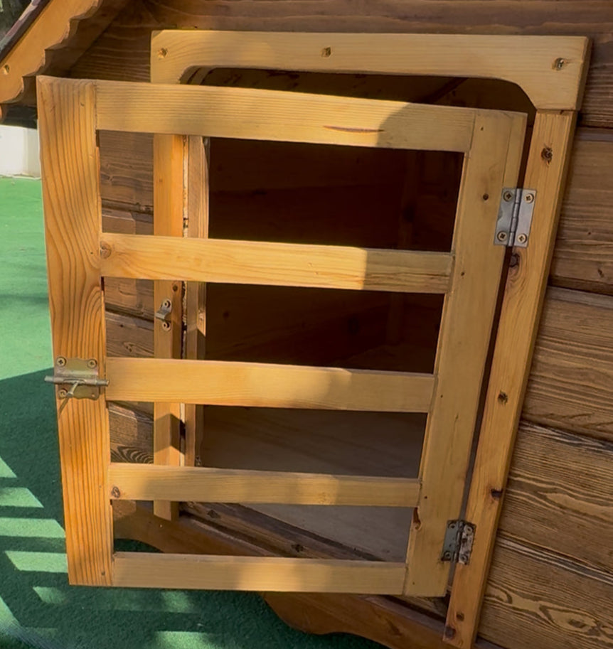 NICHE EN BOIS ROUGE POUR CHIEN XLARGE XLARGE : 102*92*115H